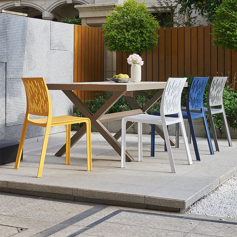 Silla Cuadrada de Plástico Minimalista Moderna con Cuatro Patas y Respaldo para Patio Exterior 