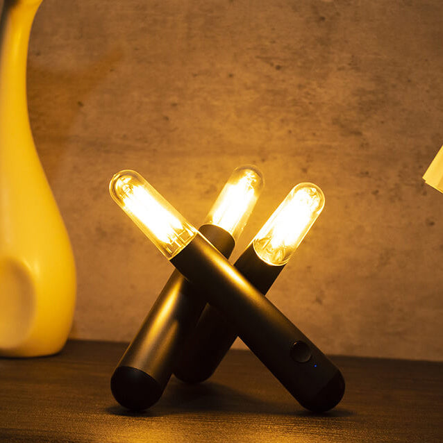 Moderner minimalistischer PC-Stick tragbare USB einstellbare Lade-LED-Tischlampe 