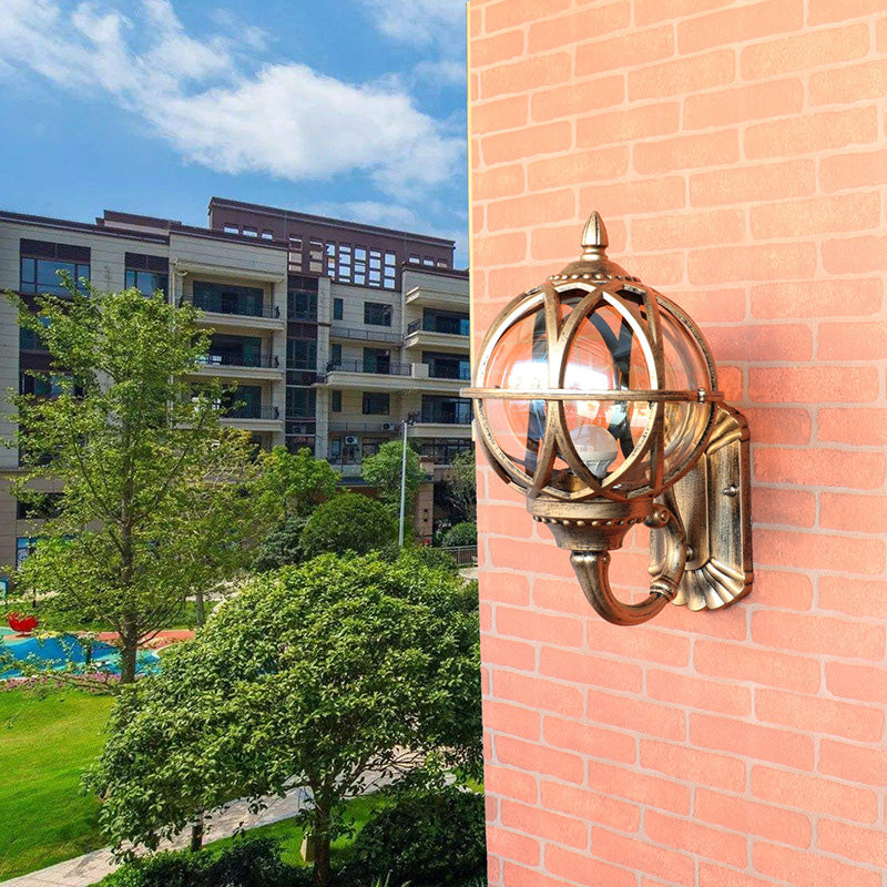 Traditionelle europäische wasserdichte Kugel-Aluminiumglas-Wandleuchte mit 1 Licht für die Außenterrasse 