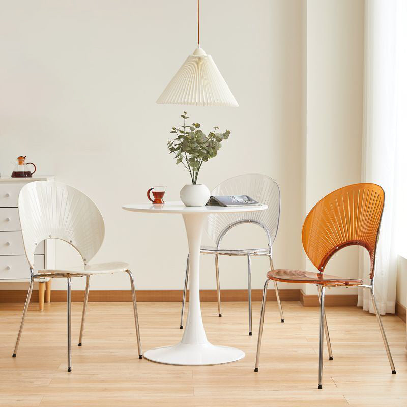 Moderner minimalistischer Stuhl aus ABS-Eisen mit Muschelschale und vier Beinen für das Wohnzimmer 