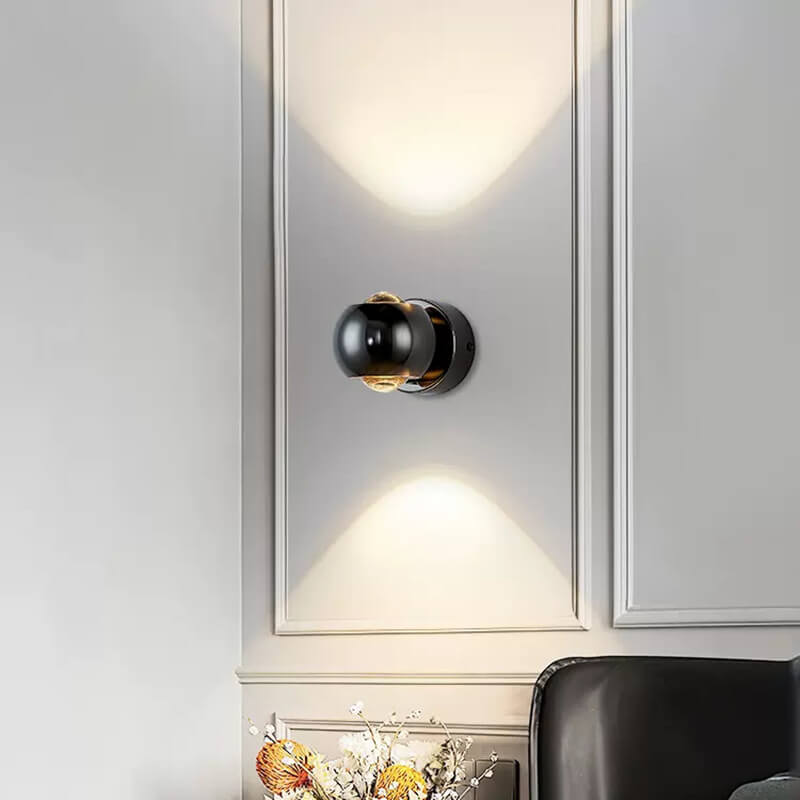 Moderne kreative Eisenkugel LED-Wandleuchte für Wohnzimmer 