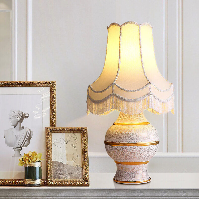 Französische moderne Vase Basis Keramik Kupfer Stoff 1-Licht Tischlampe 