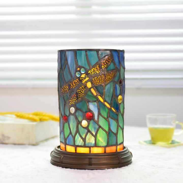 Traditionelle Tiffany-Buntglas-Libellen-Zylinderschirm-Harzsockel-LED-USB-Tischlampe für Unterhaltungsräume 