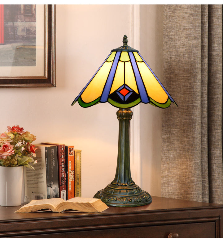 Lampe de table traditionnelle Tiffany conique en alliage d&