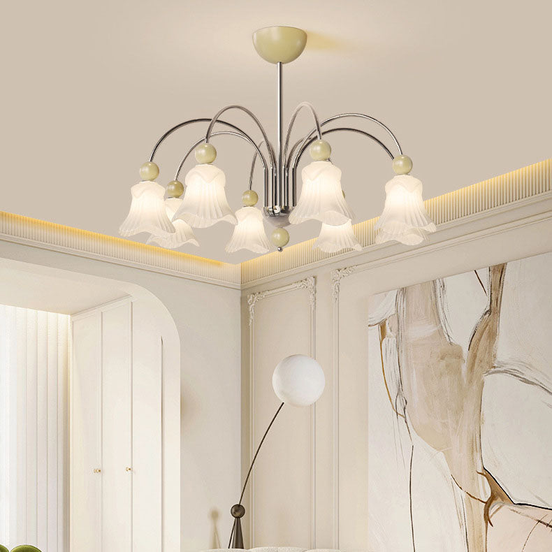 Moderne nordische Eisen-Glas-Blumenförmige Kugel 3/8-Licht-Kronleuchter für Wohnzimmer 