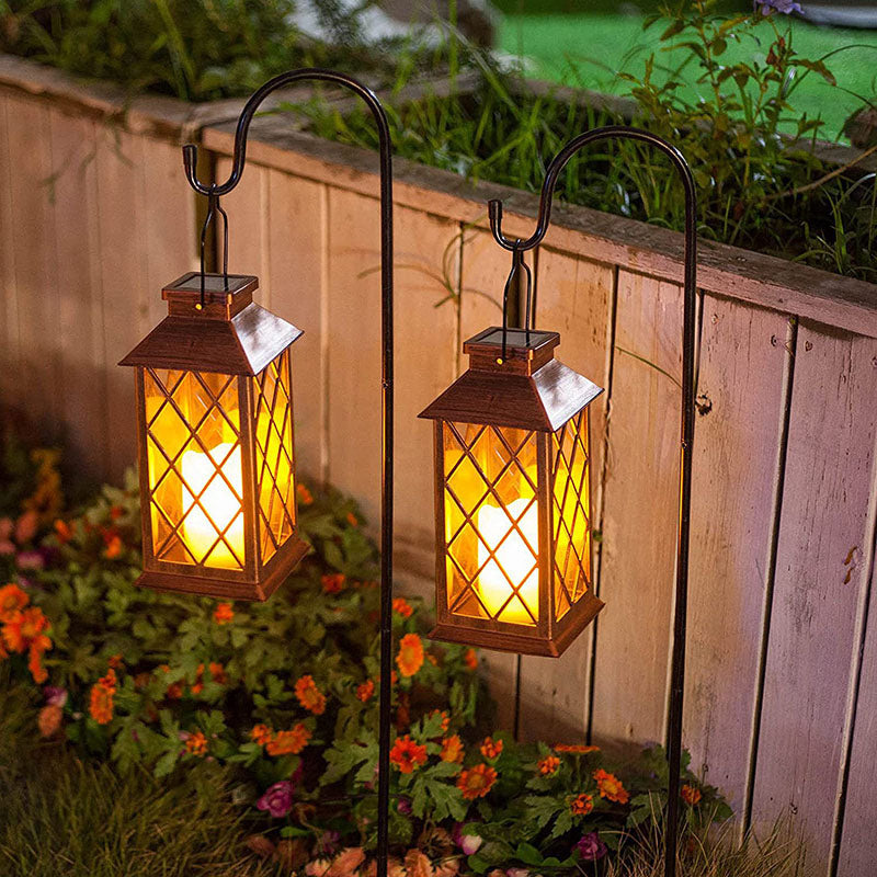 Luz exterior de jardín LED de hierro y vidrio solar cuadrangular tradicional vintage 