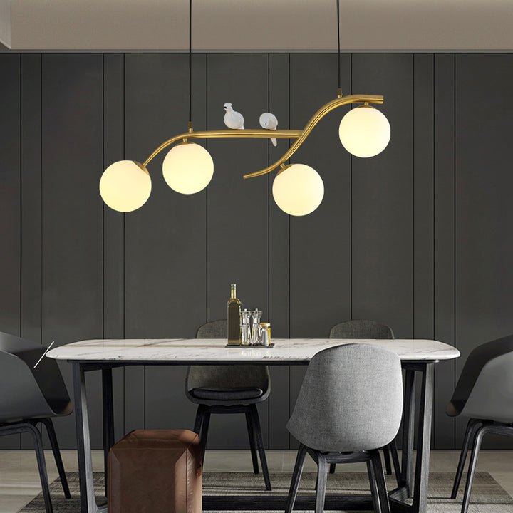 Lustre à 4 lumières en laiton avec décor d&