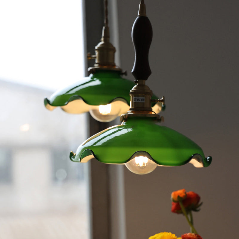 Traditionelle chinesische Blumenrolle Messing Glas 1-Licht Pendelleuchte für Wohnzimmer 