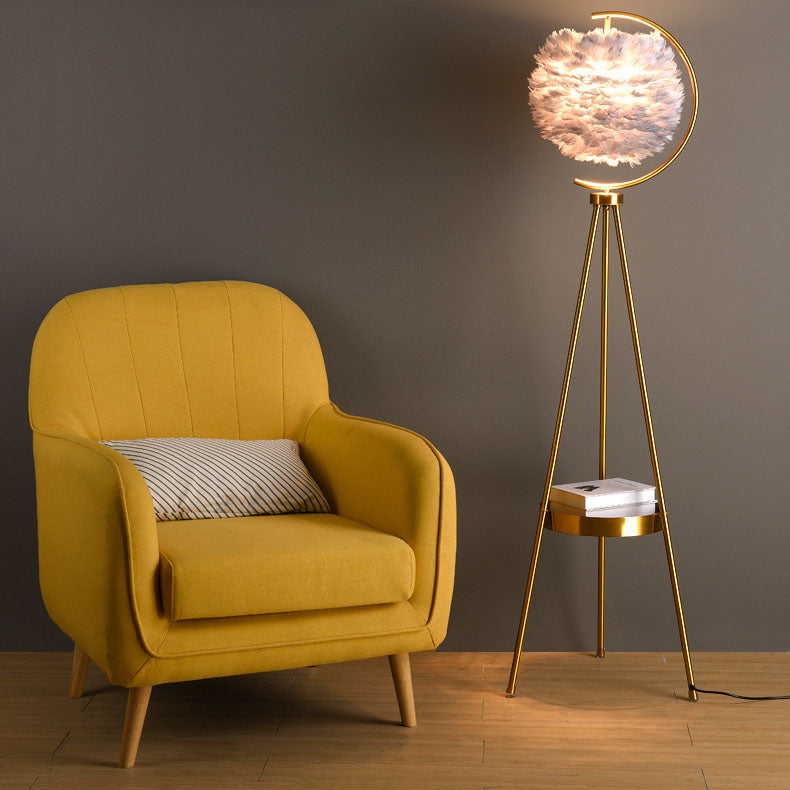 Zeitgenössische kreative Eisenfeder-Stativ Stehlampe mit 1 Licht für das Schlafzimmer 