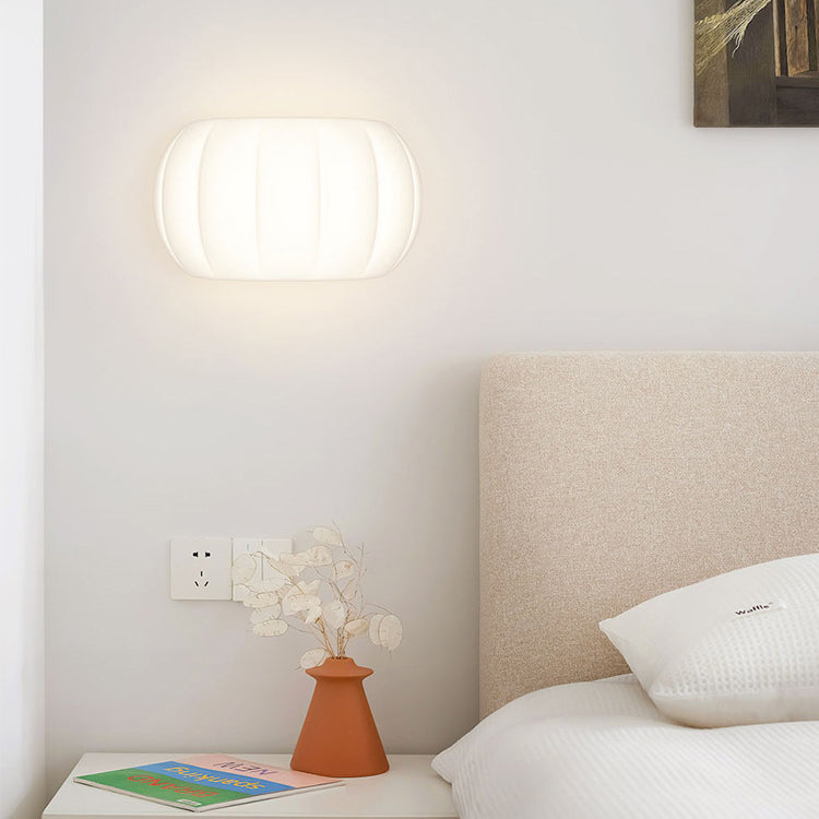 Applique murale LED elliptique en forme de citrouille en fer et acrylique de simplicité moderne pour chevet 