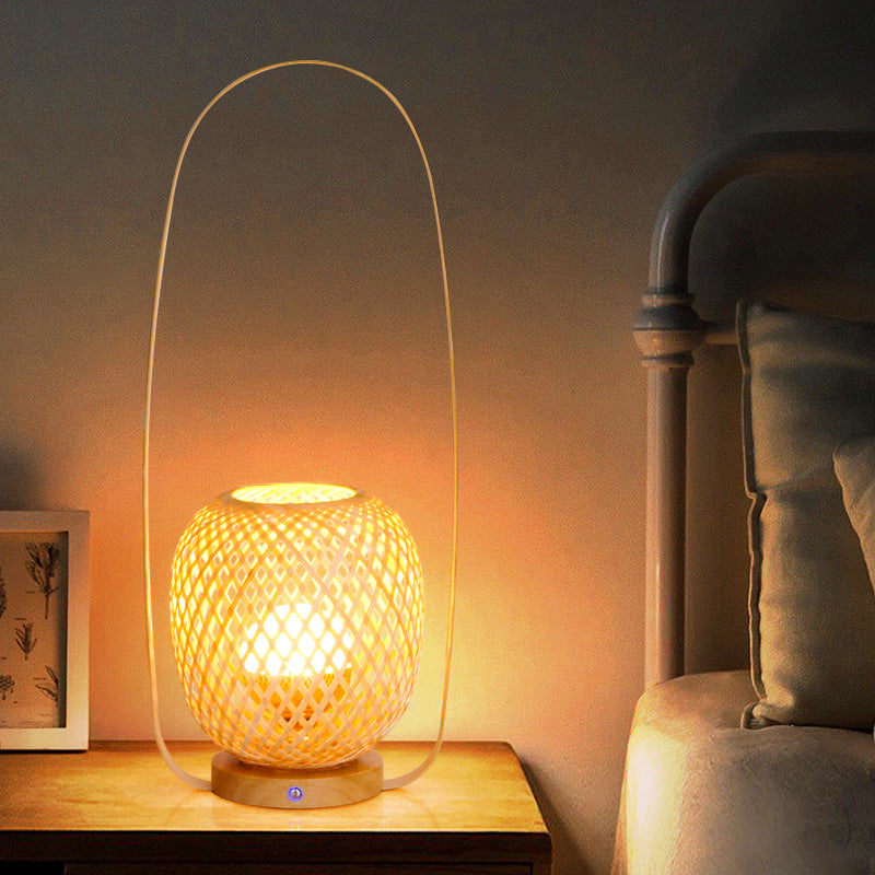 Lámpara de mesa USB LED portátil con jaula de tejido de bambú japonés tradicional para dormitorio 
