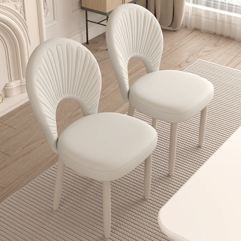 Moderner minimalistischer gebogener halbrunder quadratischer PU-Leder-Eisen-Esszimmerstuhl ohne Armlehne für das Esszimmer 