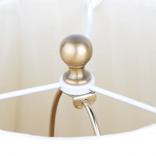 Vintage chinesischer Palaststoff-Lampenschirm Keramik 1-Licht Tischlampe 