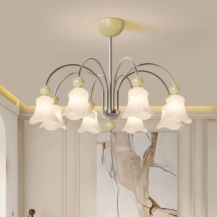 Moderne nordische Eisen-Glas-Blumenförmige Kugel 3/8-Licht-Kronleuchter für Wohnzimmer 