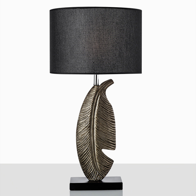 Modern Art Deco Leaf Resin Fabric Iron 1-Light Table Lamp For Living Room