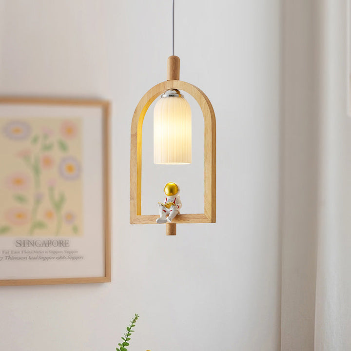 Lustre suspendu contemporain scandinave Cylindre Spaceman en bois et verre à 1 lumière pour salle à manger 