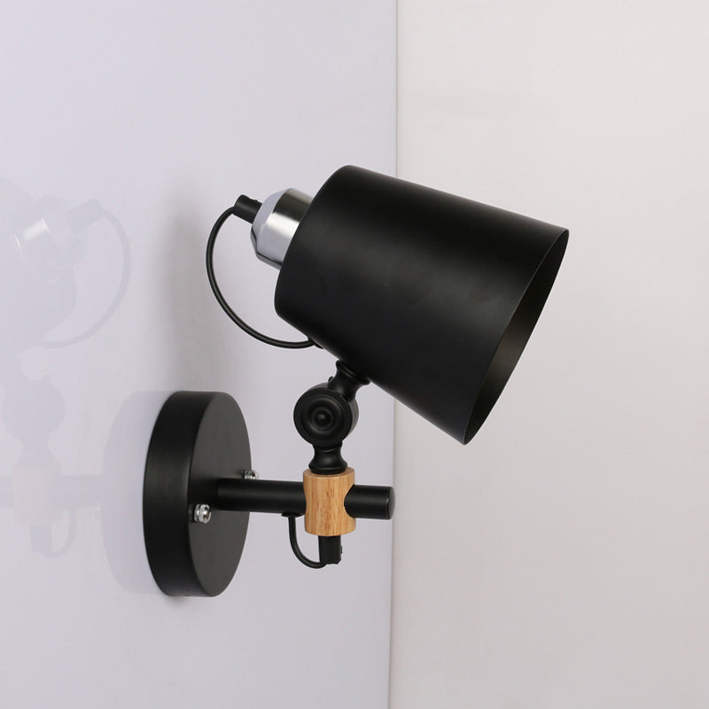 Lámpara de Aplique de Pared de 1 Luz con Pantalla de Hierro de Macaron Escandinavo Contemporáneo de Madera para Dormitorio 