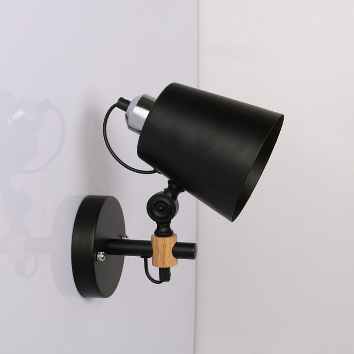 Lámpara de Aplique de Pared de 1 Luz con Pantalla de Hierro de Macaron Escandinavo Contemporáneo de Madera para Dormitorio 