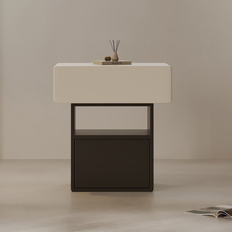 Chevet moderne minimaliste carré en pin à faible teneur en carbone avec 1 tiroir pour chambre à coucher 