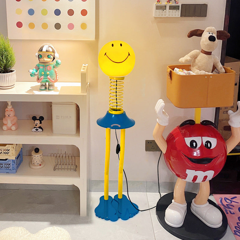 Lámpara de pie de hardware de PVC de 1 luz de primavera creativa contemporánea Smiley para sala de estar 