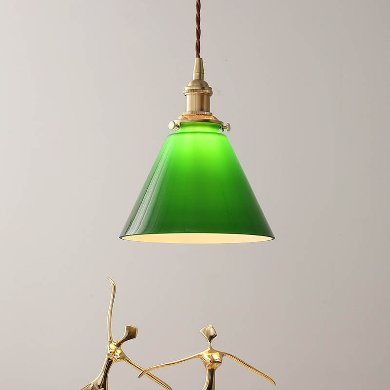 Luminaire suspendu contemporain rétro à 1 lumière en verre et cuivre à cône vert pour le salon 
