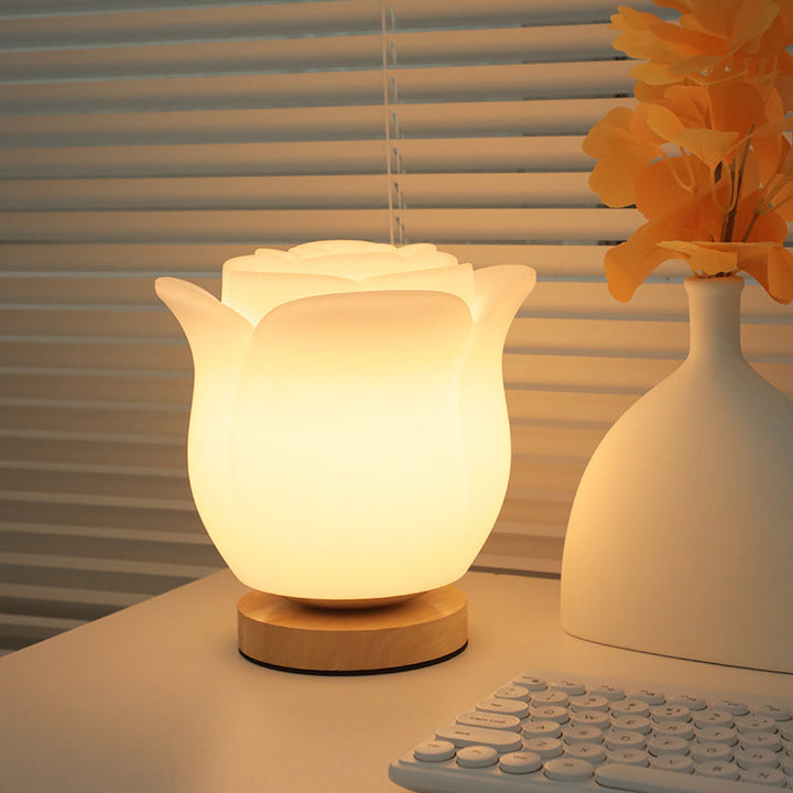 Lampe de table LED en bois de polyéthylène à fleurs de simplicité moderne pour chambre 
