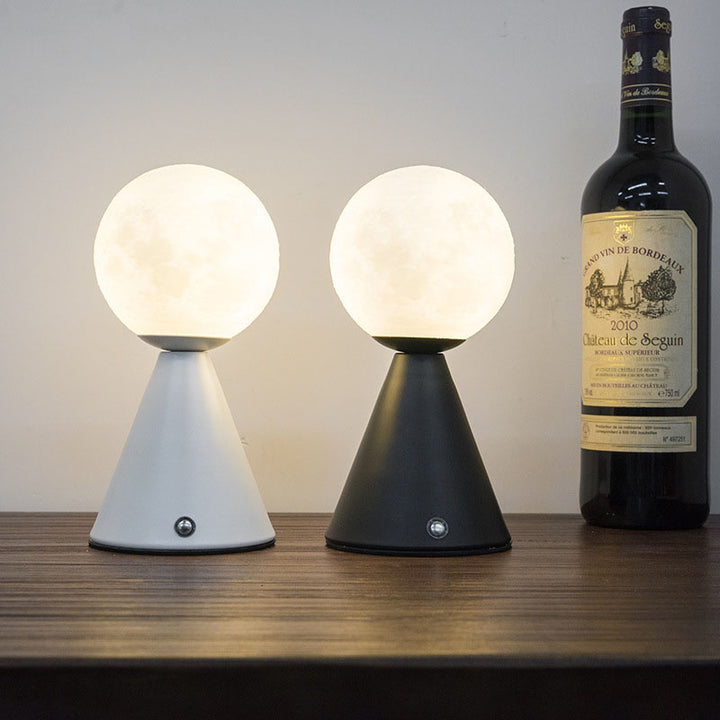 Lampe de table rechargeable LED à boule conique en fer nordique contemporain PIA pour chevet 
