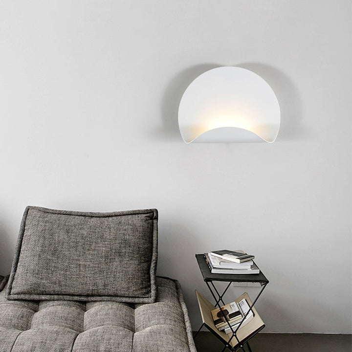 Applique murale LED en fer pliable en demi-cercle scandinave contemporain pour salon 