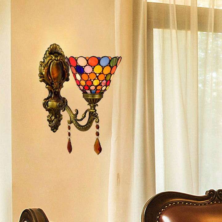 Lámpara de pared de 1 luz con vitral de hierro manchado Tiffany tradicional para sala de estar 