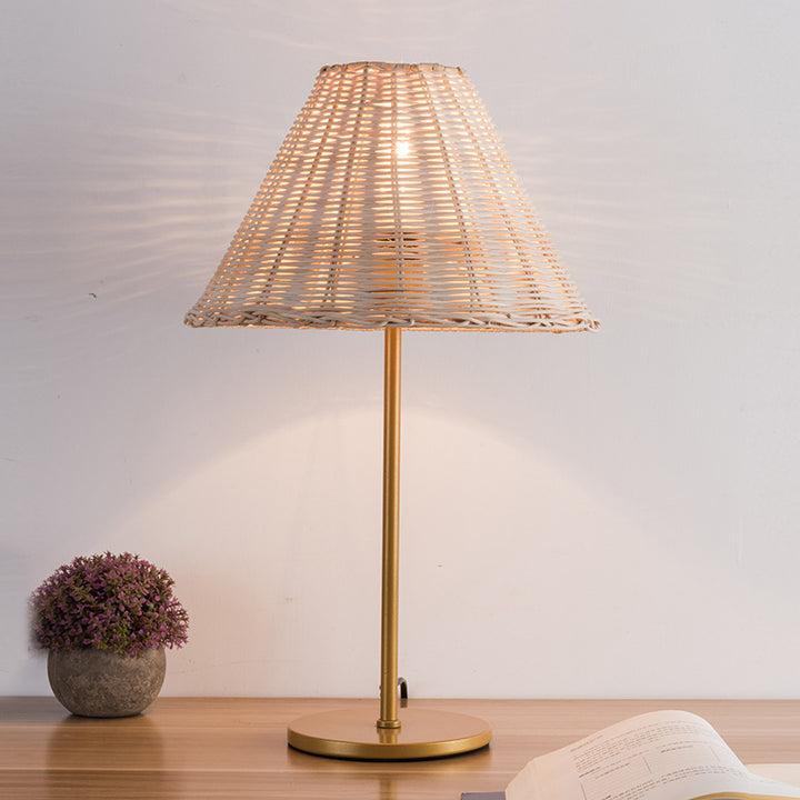 Lampe de table contemporaine Boho ronde à base cylindrique trapézoïdale en rotin et métal à 1 lumière pour chambre 