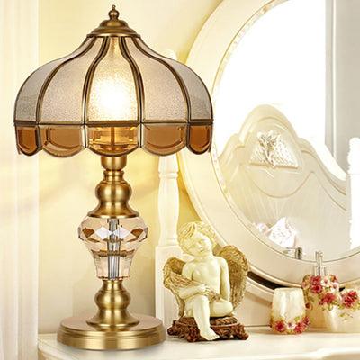 Zeitgenössische Luxus-Regenschirm-Kupfer-Kristallglas-1-Licht-Tischlampe für Schlafzimmer 