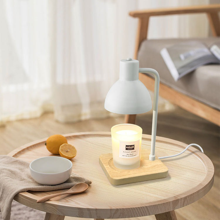 Lampe de table à une lumière avec abat-jour en dôme scandinave contemporain et base carrée en bois, effet cire fondue, pour chambre 