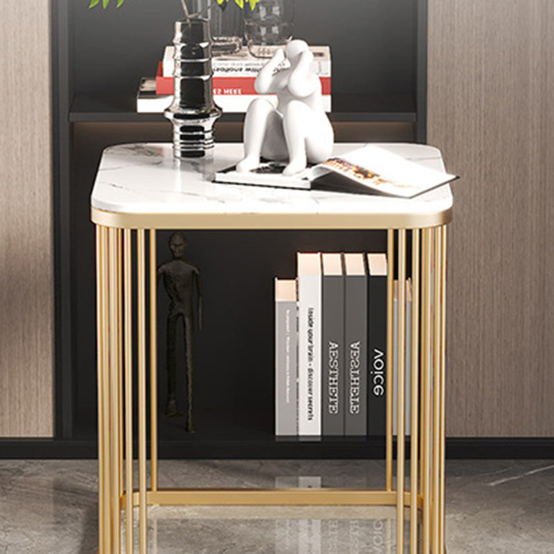 Table basse carrée moderne minimaliste en métal avec plateau en pierre pour salon 