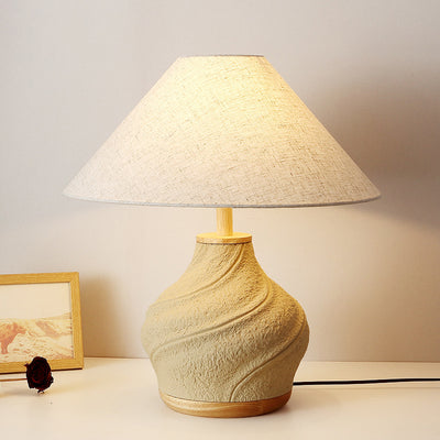 Traditionelle japanische kegelförmige Tischlampe mit Stoffschirm und Betonvase, Sockel 1-flammig fürs Arbeitszimmer 