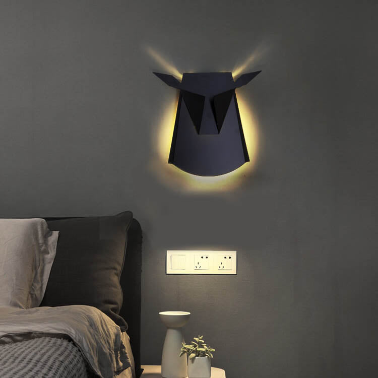 Lampe murale LED créative contemporaine en forme de tête de taureau en fer pour chambre à coucher 