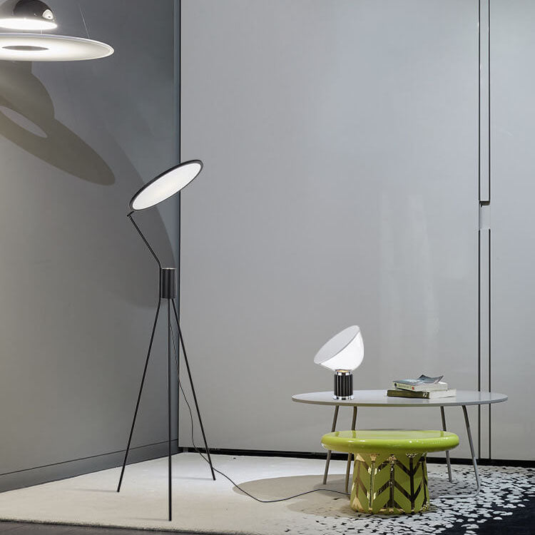 Moderner minimalistischer Stoff-Rundschirm-Eisen-Stativ-LED-Stehbodenlampe für Wohnzimmer 