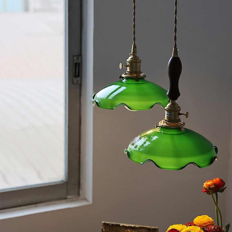 Traditionelle chinesische Blumenrolle Messing Glas 1-Licht Pendelleuchte für Wohnzimmer 