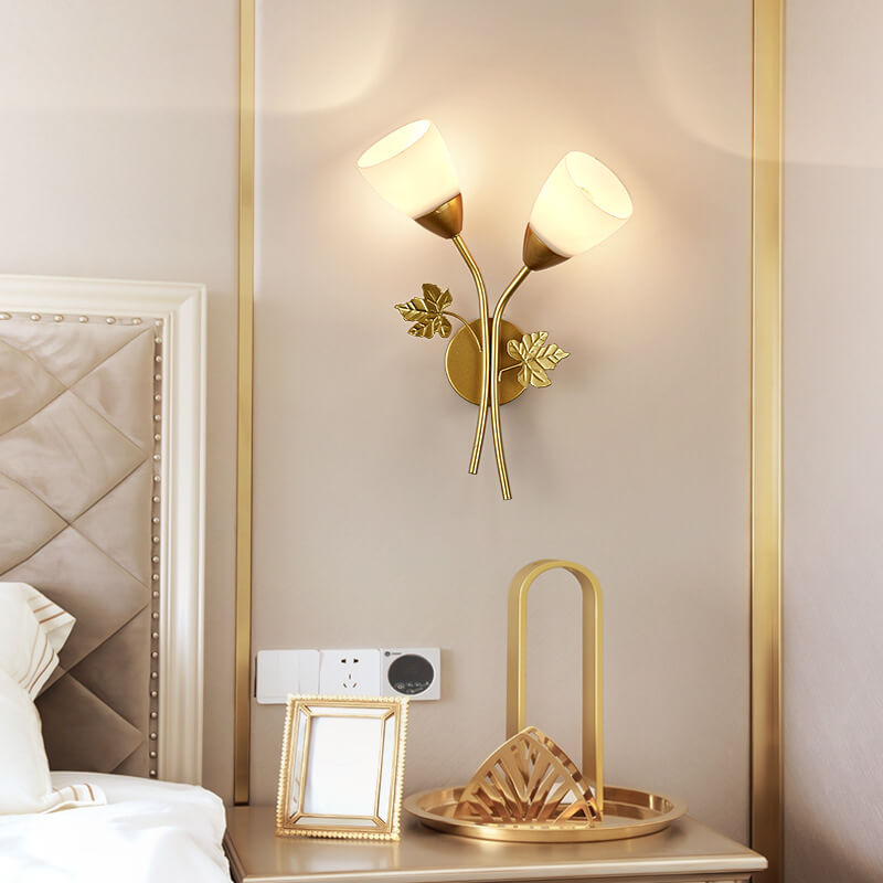 Zeitgenössische skandinavische Blumeneisenglas 1/2 Licht Wandleuchte Lampe für Wohnzimmer 