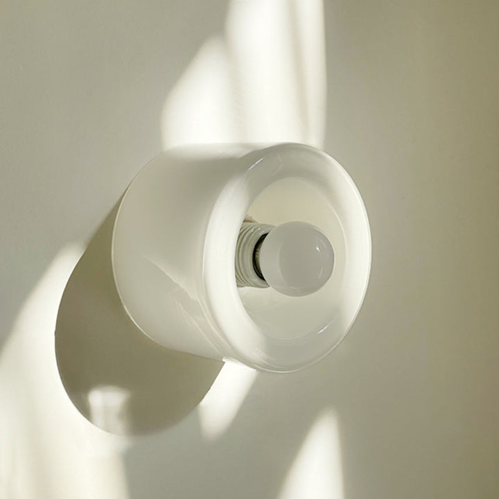 Applique murale moderne en fer rond à verre de style mi-siècle avec 1 lumière pour salon 