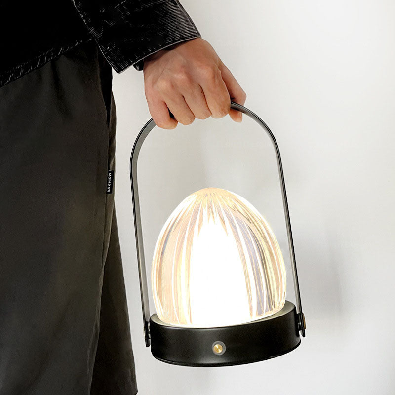 Dänische kreative tragbare Acryl-Haselnuss-Schirm Eisenbasis LED-USB-Tischlampe 