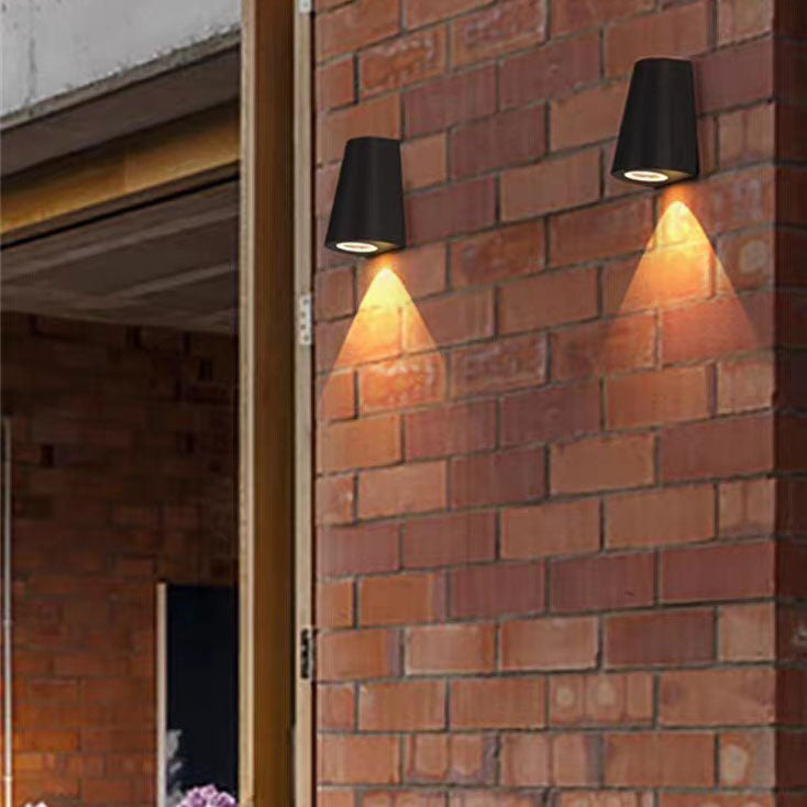 Modern Simple Waterproof Aluminum Horn LED Outdoor Wall Sconce Lamp