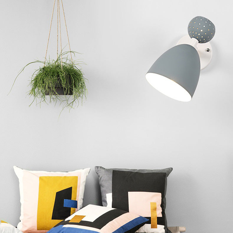 Zeitgenössische skandinavische Macaron Holz Eisen Runde 1-Licht Wandleuchte Lampe für Wohnzimmer 