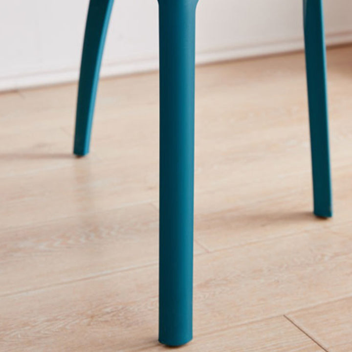 Moderner minimalistischer rechteckiger PVC-Esszimmerstuhl mit durchbrochener Rückenlehne ohne Armlehnen für das Esszimmer 