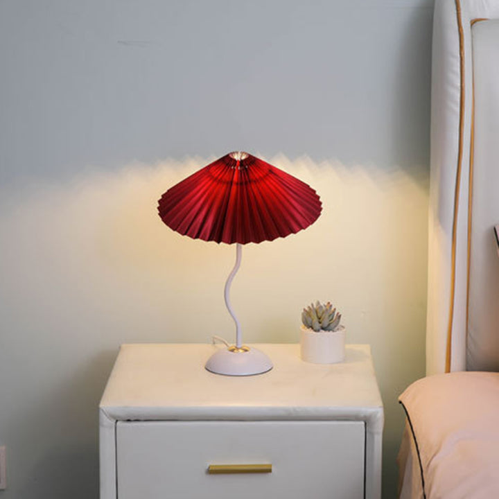 Lampe de table 1 lumière avec base courbée et abat-jour plissé vintage danois 