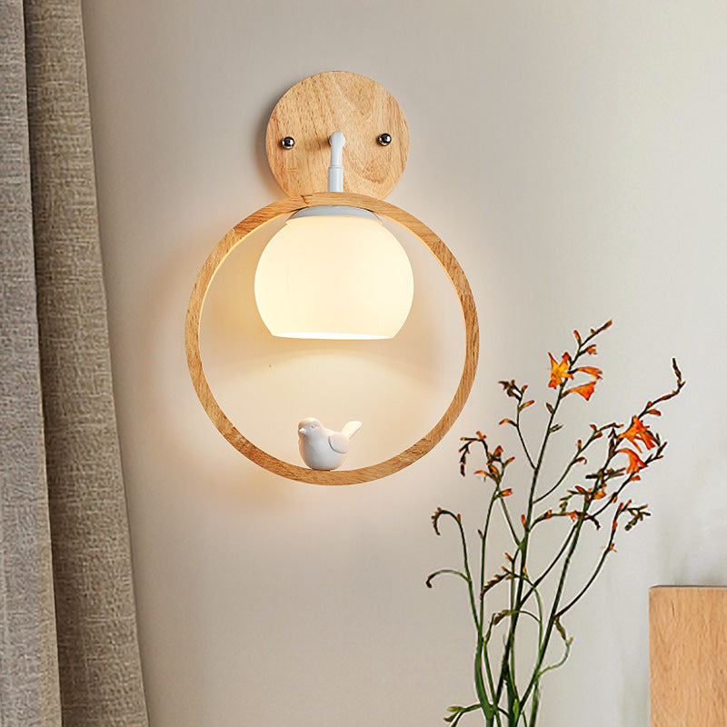 Zeitgenössische skandinavische runde Vogel Holz Glas 1-Licht Wandleuchte Lampe für Schlafzimmer 