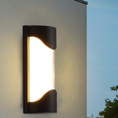 Modern Outdoor Semi-Cylindrical Line Design Aluminum LED Wall Sconce Lamp