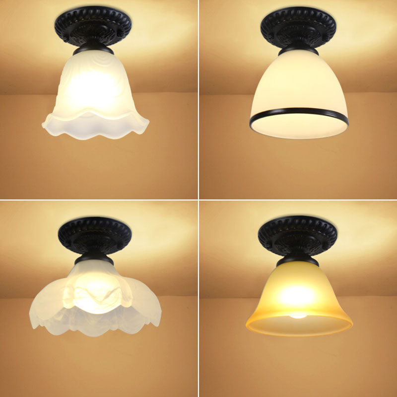 Plafonnier semi-encastré à 1 lumière en verre et fer rond à fleurs rétro contemporain pour couloir 