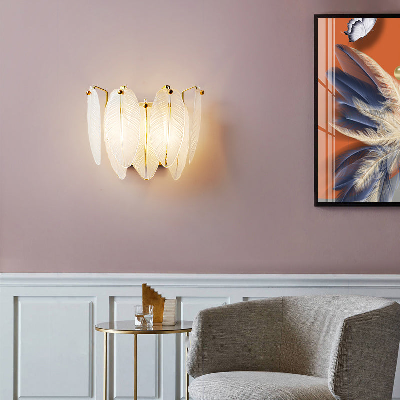 Lámpara Aplique de Pared de 1 Luz de Hierro y Vidrio con Pluma Creativa Contemporánea para Dormitorio 