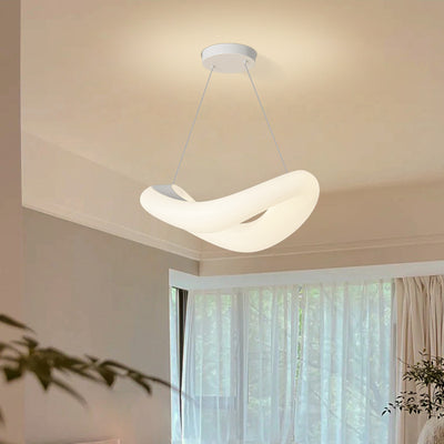 Lámpara colgante LED de hardware de anillo de onda PE minimalista moderna para dormitorio 