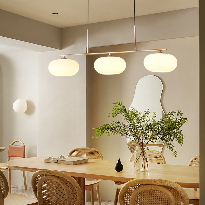 Lustre moderne minimaliste long en verre kaki et fer à 3 lumières pour salle à manger 